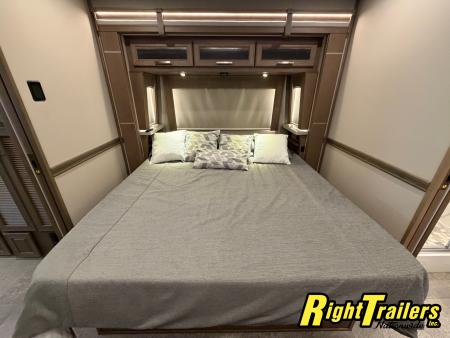 New 2027 Renegade RV Motorhome Peterbilt 589 Class C 45CME - 1.5 Bathrooms
