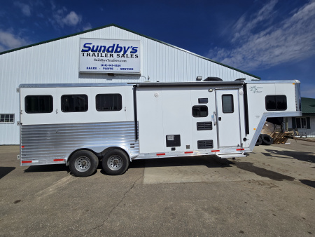 Used 2016 Merhow Aluma Star 3H Horse Trailer