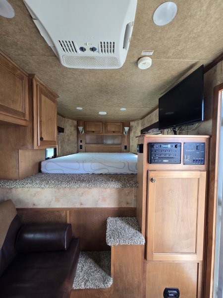 Used 2016 Merhow Aluma Star 3H Horse Trailer
