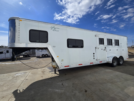 Used 2016 Merhow Aluma Star 3H Horse Trailer
