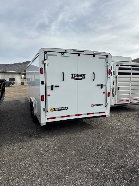 New 2026 Logan Coach 20' Contractor