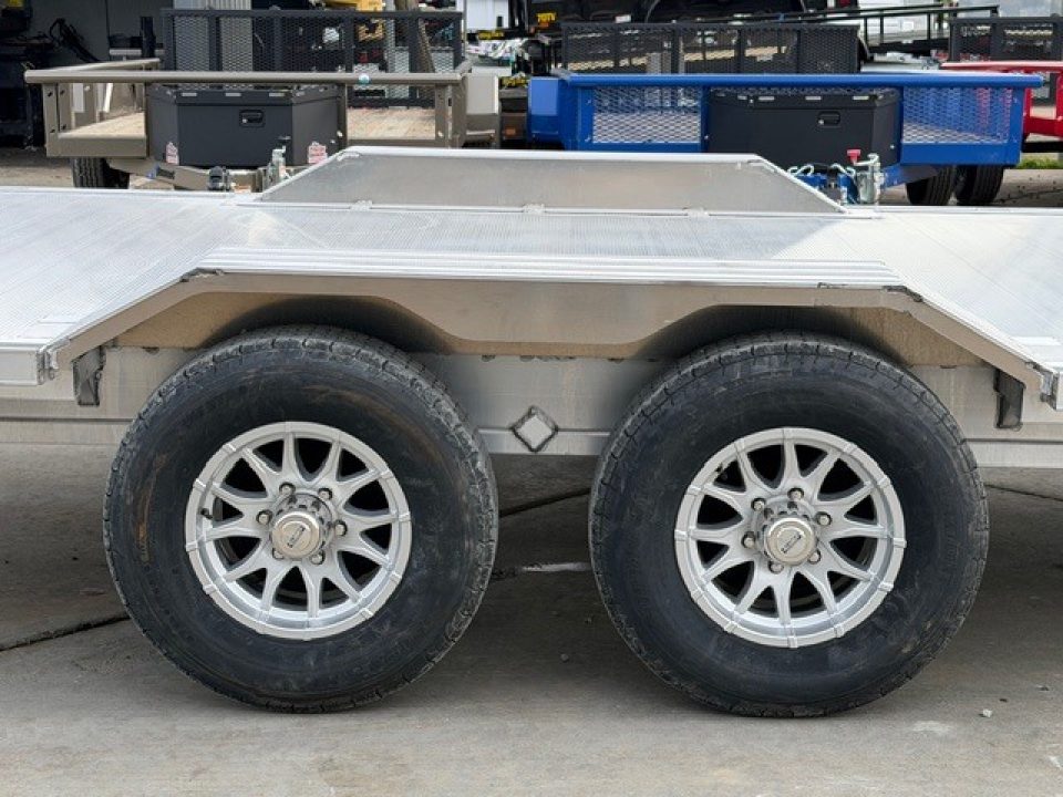 New 2027 Aluma WB20H-TA-EL-DOF-R-RR 8.5FT X 20FT 9990 GVW Equipment Trailer