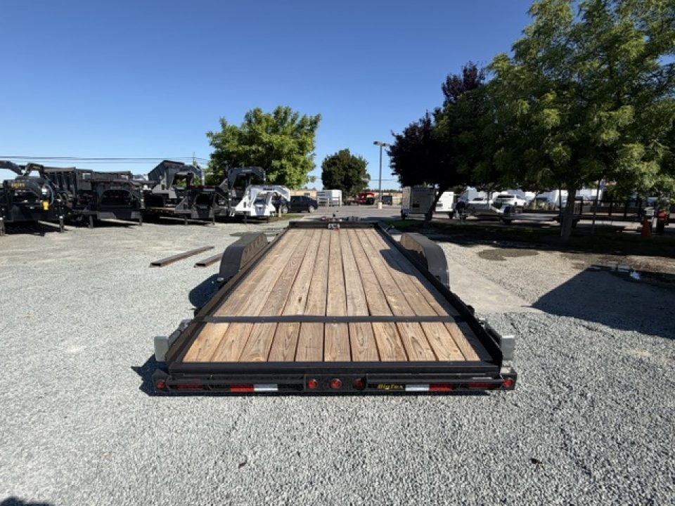 New 2026 Big Tex Trailers 10CH-20DT 7FT X 20FT 9.9K GVW Car Hauler Winch package