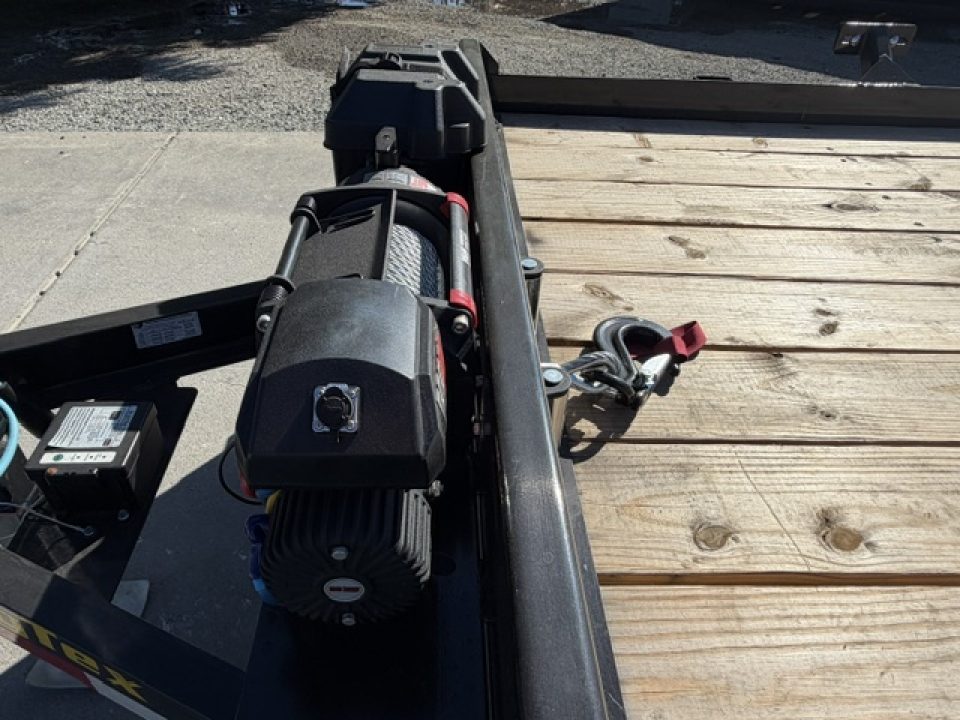 New 2026 Big Tex Trailers 10CH-20DT 7FT X 20FT 9.9K GVW Car Hauler Winch package