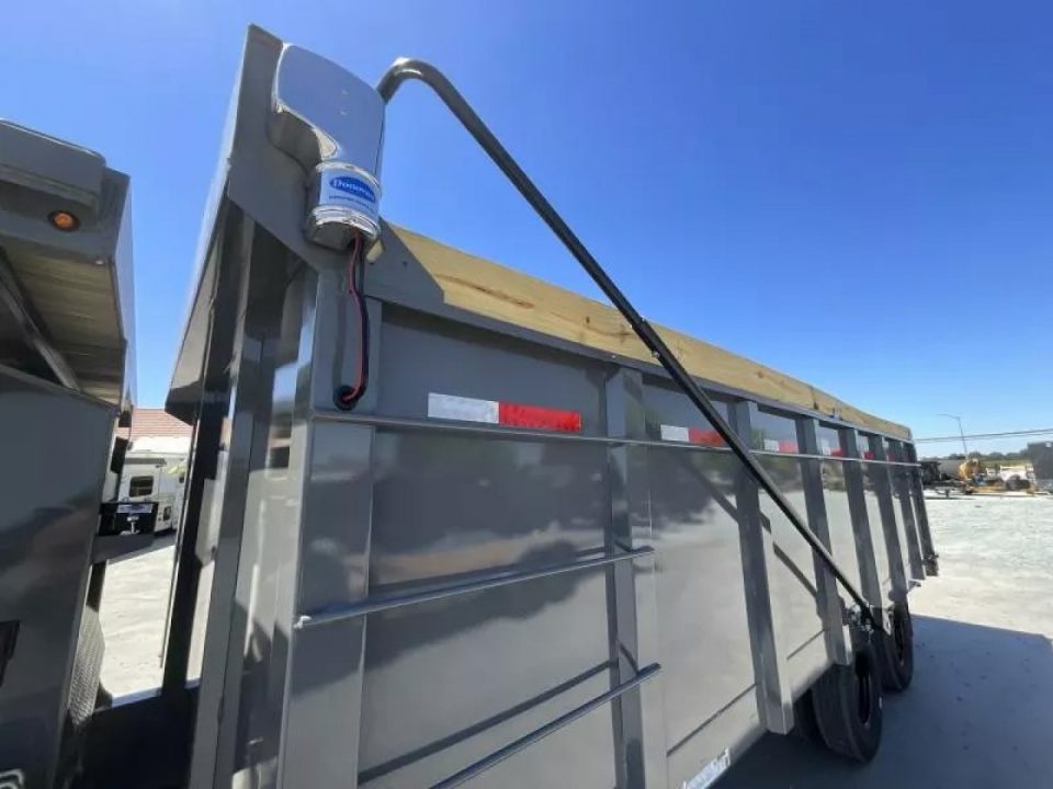 New 2025 Diamond C Trailers WDT212L20X96 P4 8FT X 20FT 25.9K GVW Gooseneck Dump Trailer