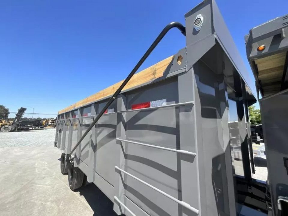 New 2025 Diamond C Trailers WDT212L20X96 P4 8FT X 20FT 25.9K GVW Gooseneck Dump Trailer