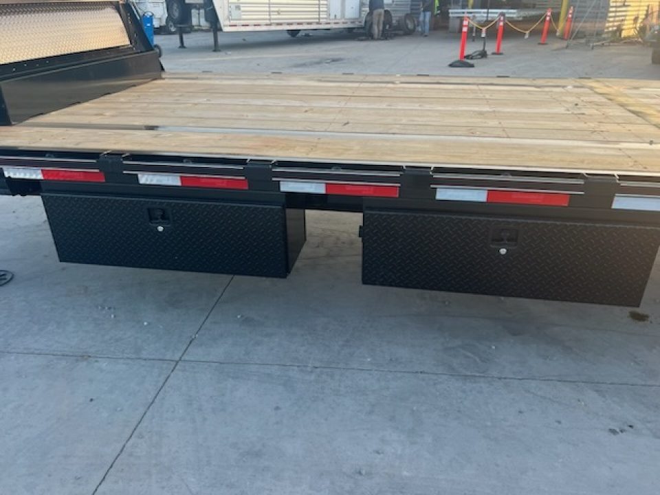 New 2026 Diamond C Trailers FMAX208L28X102MR 8.5FT X 28FT 18K GVW Equipment Trailer