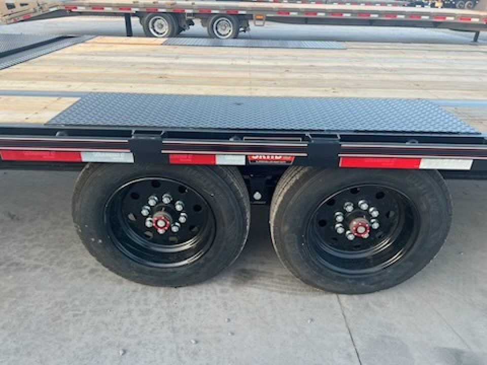 New 2026 Diamond C Trailers FMAX208L28X102MR 8.5FT X 28FT 18K GVW Equipment Trailer