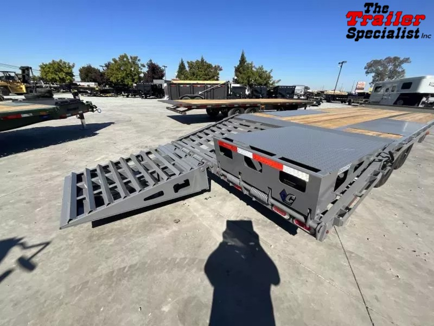 New 2026 Diamond C Trailers PX212L28X102MR 8.5FT X 28FT 25.9K GVW Equipment Trailer
