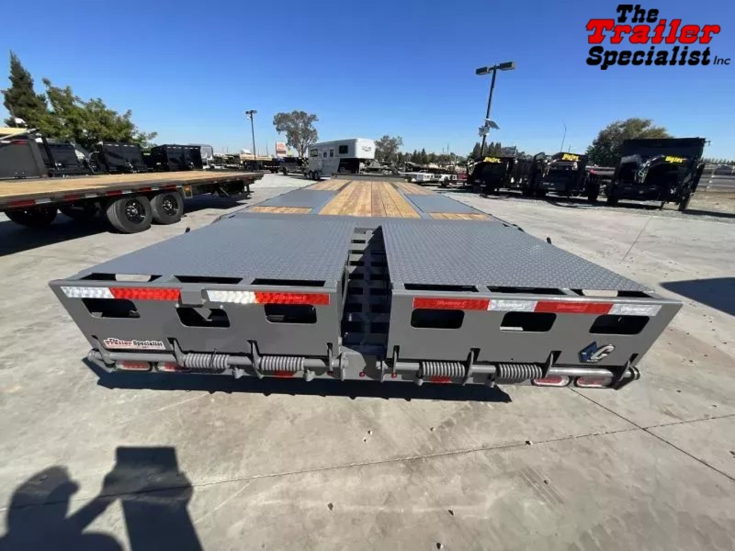 New 2026 Diamond C Trailers PX212L28X102MR 8.5FT X 28FT 25.9K GVW Equipment Trailer