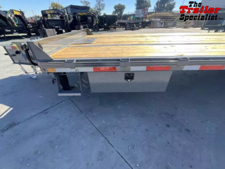 New 2026 Diamond C Trailers PX212L28X102MR 8.5FT X 28FT 25.9K GVW Equipment Trailer