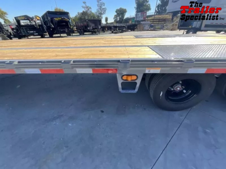New 2026 Diamond C Trailers PX212L28X102MR 8.5FT X 28FT 25.9K GVW Equipment Trailer