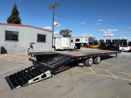 New 2026 Diamond C Trailers FMAX212L35X102 8.5FT X 35FT 25.9K GVW Equipment Trailer