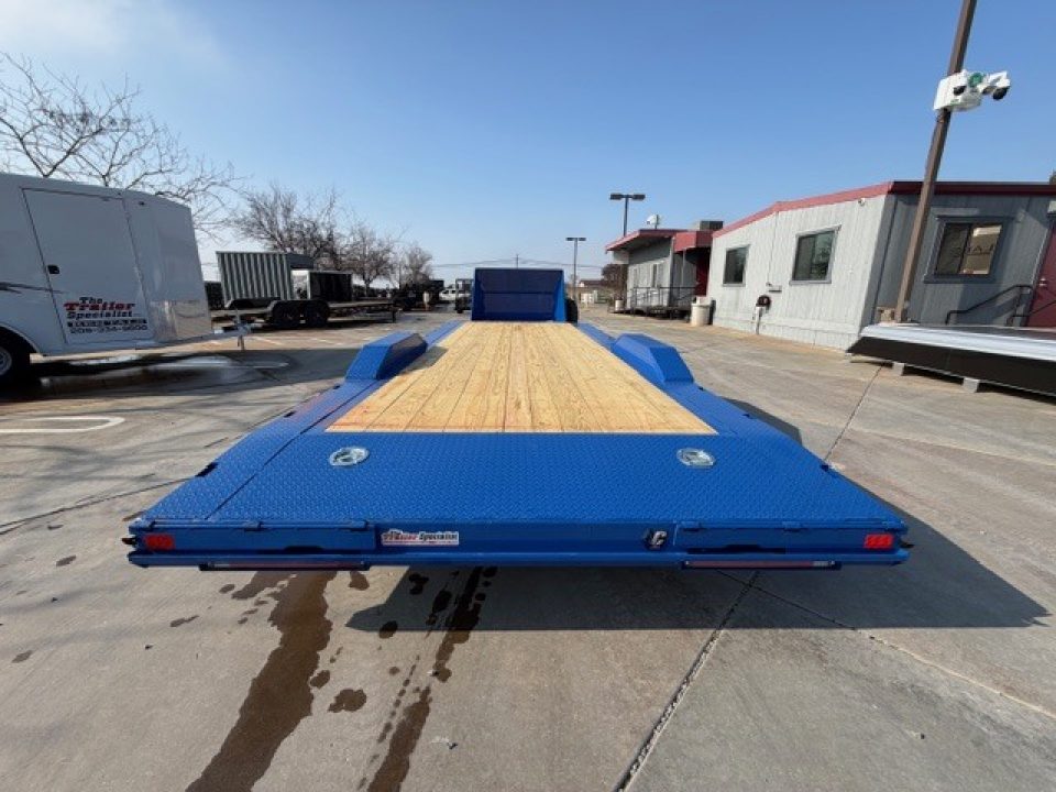New 2026 Diamond C Trailers GTF206L22X83 6.9FT X 22FT 9890 GVW Car Hauler