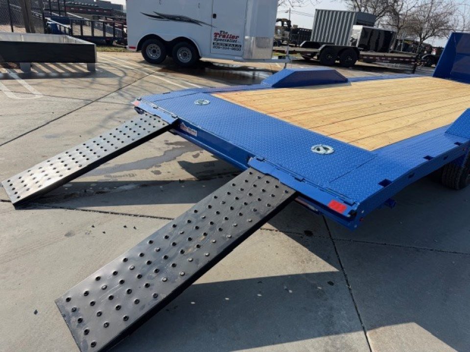 New 2026 Diamond C Trailers GTF206L22X83 6.9FT X 22FT 9890 GVW Car Hauler