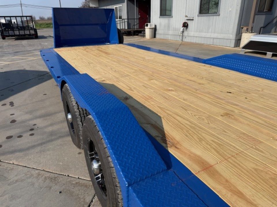 New 2026 Diamond C Trailers GTF206L22X83 6.9FT X 22FT 9890 GVW Car Hauler