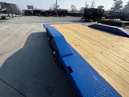 New 2026 Diamond C Trailers GTF206L22X83 6.9FT X 22FT 9890 GVW Car Hauler