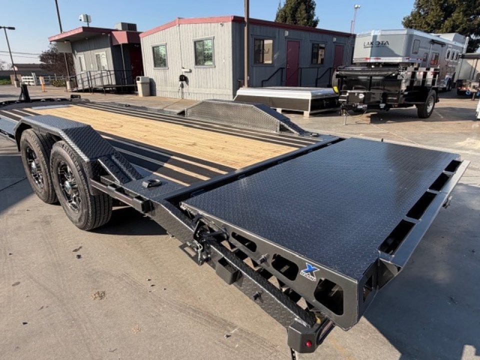New 2026 Diamond C Trailers LPX207L22X82 9FT X 22FT 14.9K GVW Equipment Trailer