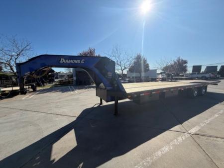 New 2026 Diamond C Trailers FMAX212L32X102 8.5FT X 32FT 25.9K GVW Equipment Trailer