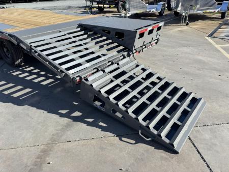 New 2026 Diamond C Trailers DEC207L22X102 8.5FT X 22FT 15.5K GVW Equipment Trailer