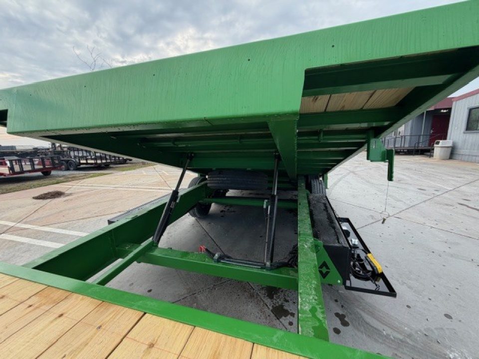 New 2026 Diamond C Trailers DET207L24X102 8.5FT X 24FT 15.5K GVW Tilt Trailer