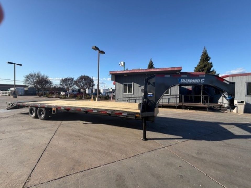 New 2026 Diamond C Trailers FMAX207L30X102MR 8.5FT X 30FT 15.5K GVW Equipment Trailer