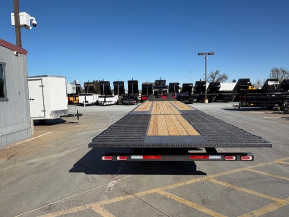 New 2026 Diamond C Trailers FMAX216L40X102 8.5FT X 40FT 40K GVW Equipment Trailer