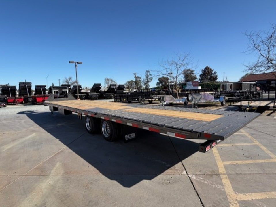 New 2026 Diamond C Trailers FMAX216L40X102 8.5FT X 40FT 40K GVW Equipment Trailer