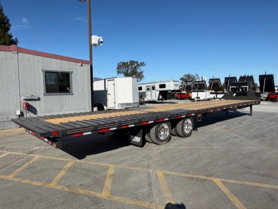 New 2026 Diamond C Trailers FMAX216L40X102 8.5FT X 40FT 40K GVW Equipment Trailer