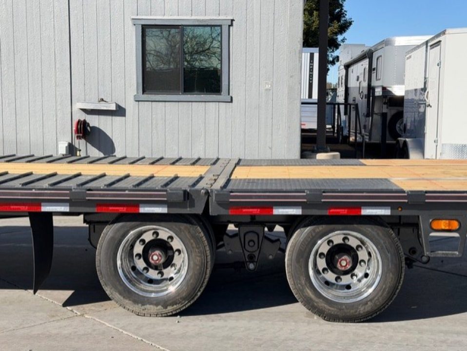 New 2026 Diamond C Trailers FMAX216L40X102 8.5FT X 40FT 40K GVW Equipment Trailer