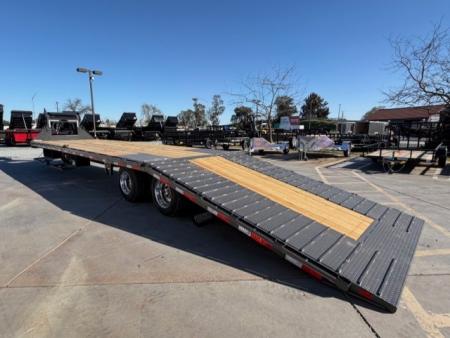 New 2026 Diamond C Trailers FMAX216L40X102 8.5FT X 40FT 40K GVW Equipment Trailer