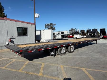 New 2026 Diamond C Trailers FMAX216L40X102 8.5FT X 40FT 40K GVW Equipment Trailer