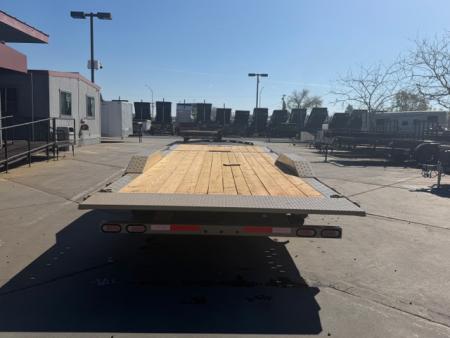 New 2026 Diamond C Trailers HXD207L24X102 8.5FT X 24FT 14.9K GVW Tilt Trailer