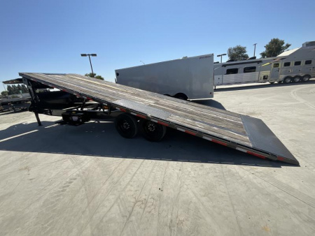 New 2024 Diamond C Trailers DET208L30X102GN 8.5FT X 30FT 18K GVW Gooseneck Tilt Trailer