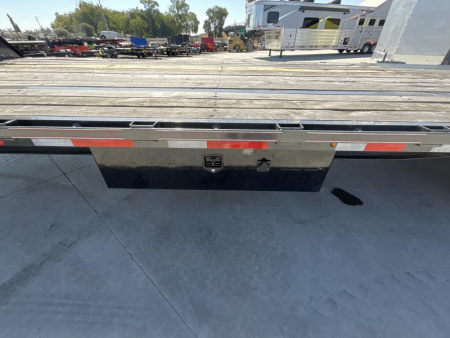 New 2024 Diamond C Trailers DET208L30X102GN 8.5FT X 30FT 18K GVW Gooseneck Tilt Trailer