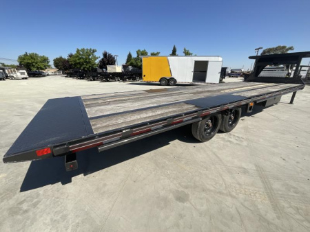 New 2024 Diamond C Trailers DET208L30X102GN 8.5FT X 30FT 18K GVW Gooseneck Tilt Trailer