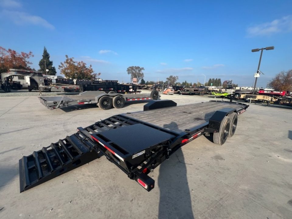New 2024 Diamond C Trailers LPX208L26X80 6.5FT X 26FT 18K GVW Equipment Trailer