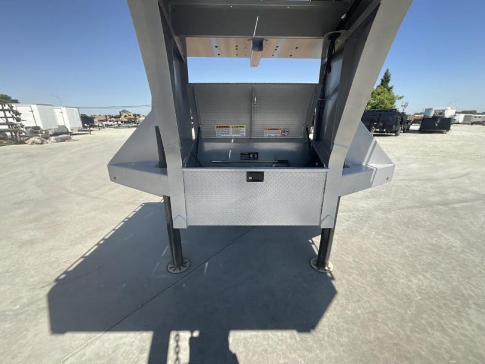 New 2024 Diamond C Trailers FMAX212L40X102HDT 8.5FT X 40FT 25.9K GVW Equipment Trailer