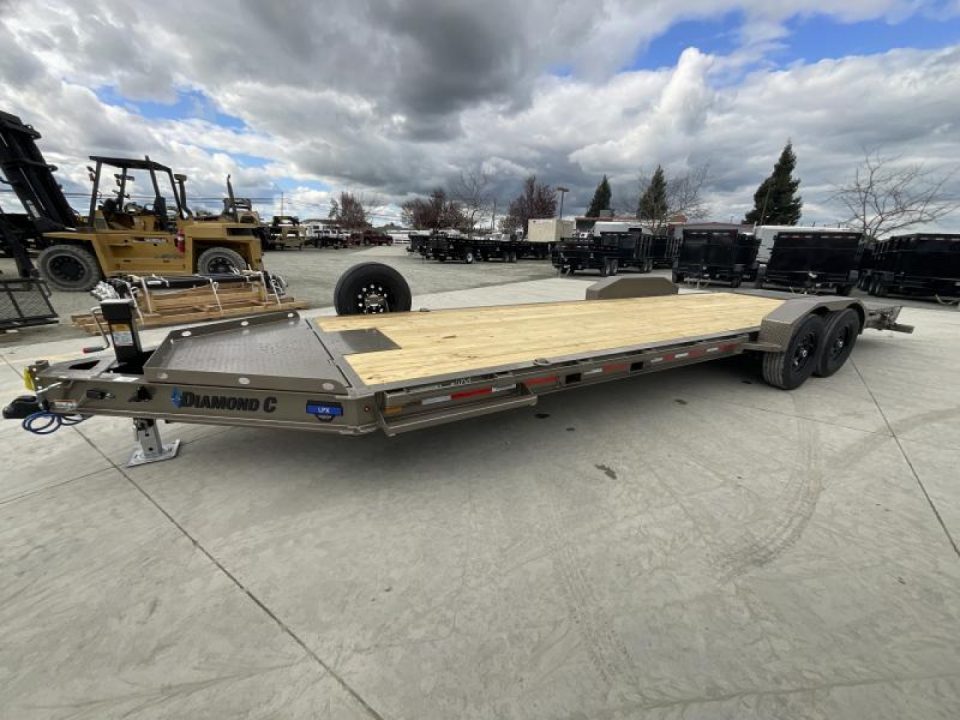 New 2025 Diamond C Trailers LPX207L26X82PS 7FT X 26FT 14.9K GVW Equipment Trailer