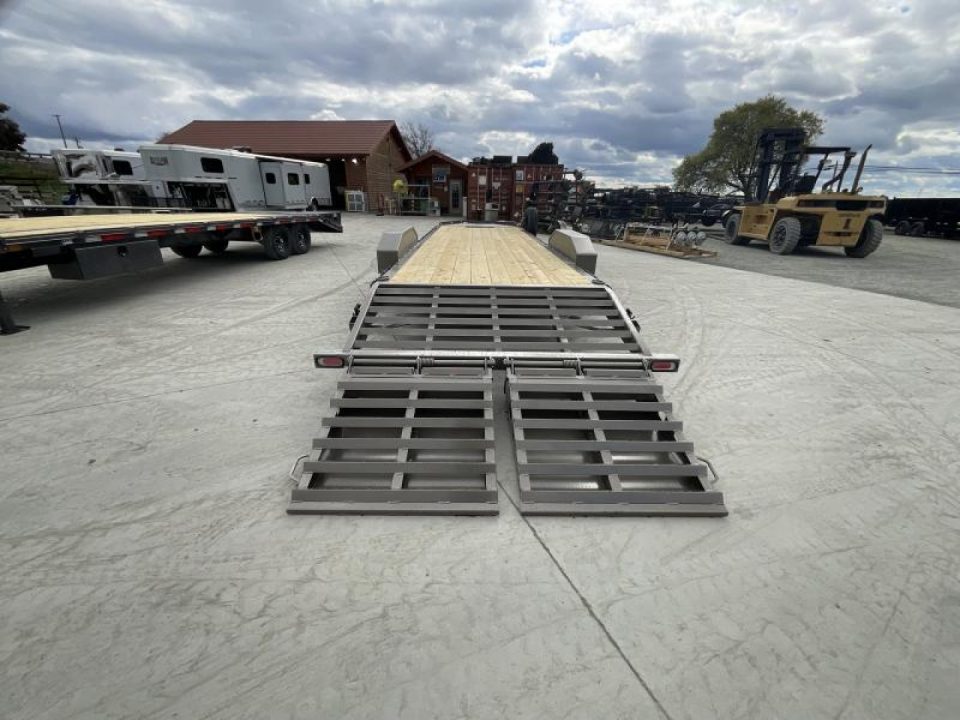 New 2025 Diamond C Trailers LPX207L26X82PS 7FT X 26FT 14.9K GVW Equipment Trailer