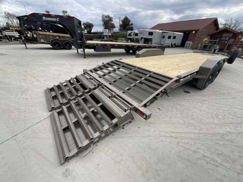 New 2025 Diamond C Trailers LPX207L26X82PS 7FT X 26FT 14.9K GVW Equipment Trailer