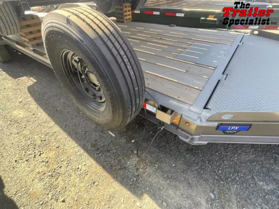 New 2025 Diamond C Trailers LPX207L26X82PS 7FT X 26FT 14.9K GVW Equipment Trailer