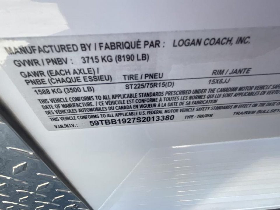 New 2025 Logan Coach BULLSEYE2BPSTR BULLSEYE 2H BP STRAIGHT LOAD Horse Trailer