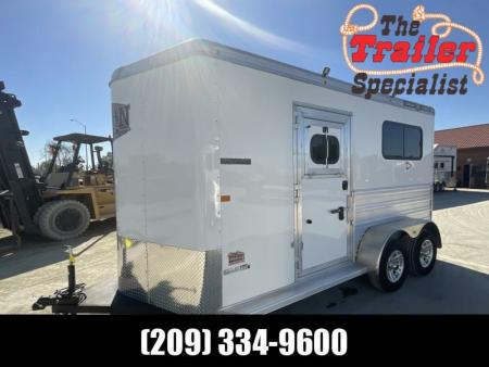 New 2025 Logan Coach BULLSEYE2BPSTR BULLSEYE 2H BP STRAIGHT LOAD Horse Trailer