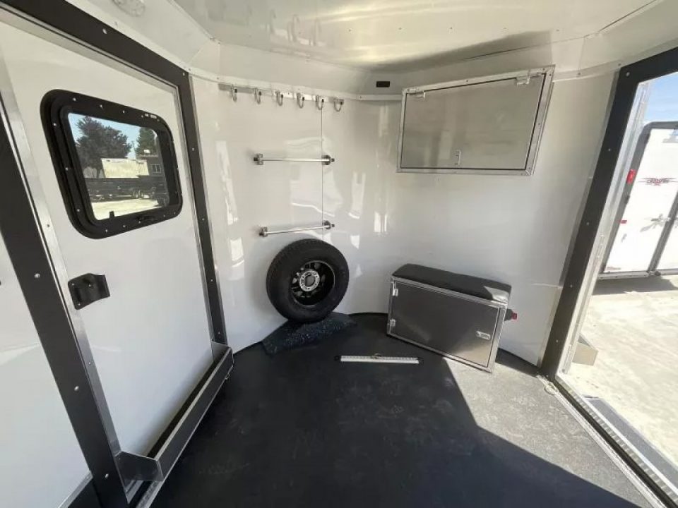 New 2025 Logan Coach TORQUE16BP Toy Hauler
