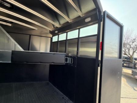New 2025 Logan Coach CROSSFIRE2BP CROSSFIRE 2 HORSE BP Horse Trailer