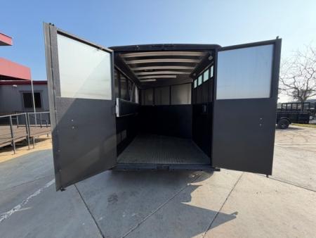 New 2025 Logan Coach CROSSFIRE2BP CROSSFIRE 2 HORSE BP Horse Trailer