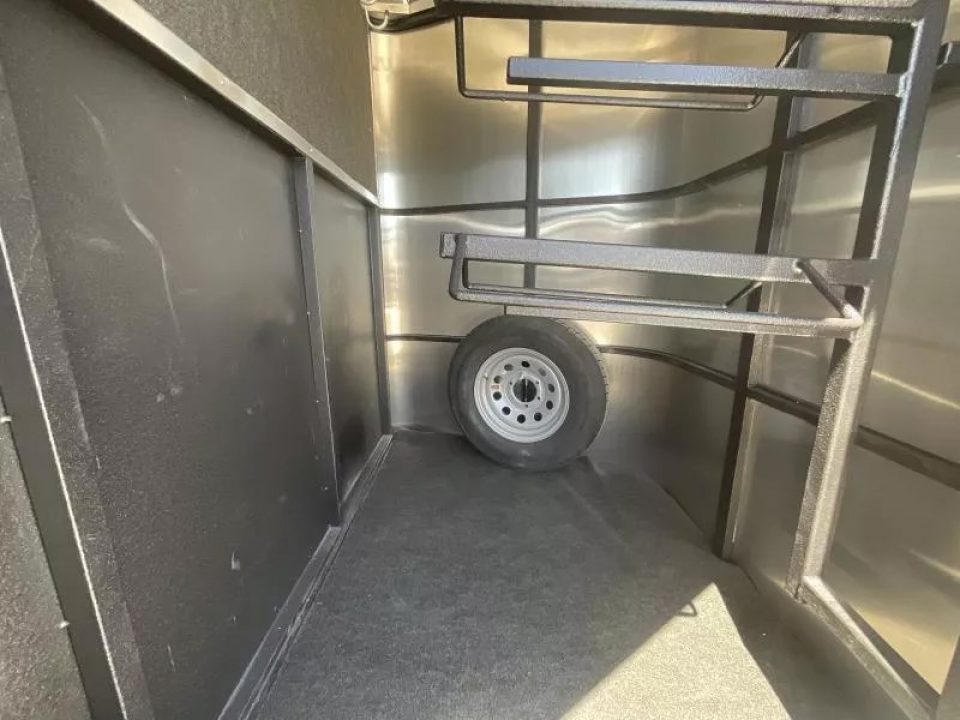 New 2025 Logan Coach CROSSFIRE2BP CROSSFIRE 2 HORSE BP Horse Trailer