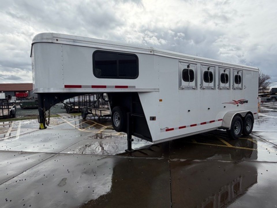 New 2026 Logan Coach CROSSFIRE4GN CROSSFIRE 4 HORSE GN Horse Trailer