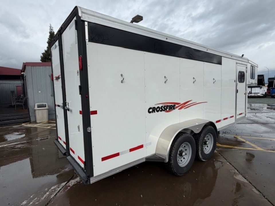 New 2026 Logan Coach CROSSFIRE4GN CROSSFIRE 4 HORSE GN Horse Trailer